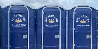 Best Deluxe Portable Toilet Rental  in Long Beach, CA